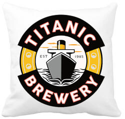 printfashion Titanic brewery - Párnahuzat, Díszpárnahuzat - Fehér (14896654)