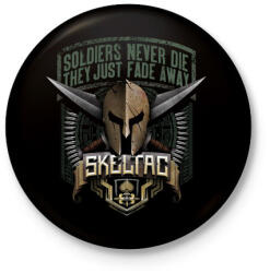 printfashion Soldiers never die - Kitűző, hűtőmágnes - Fekete (3093129)
