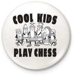 printfashion Cool kids play chess - sakk - Kitűző, hűtőmágnes - Fehér (4756156)