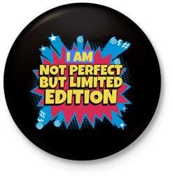 printfashion NOT PERFECT BUT LIMITED EDITION - Kitűző, hűtőmágnes - Fekete (10953681)