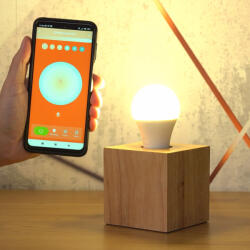 OSRAM Smart+ WIFI E27 LED, 9 W, hidegfehér/melegfehér, 806 lm, opál (Classic) (4058075778412)