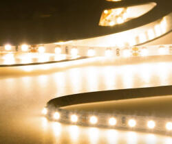 IsoLED Prémium Micro LED szalag, 24 V, 15 W, IP20, meleg fehér 6 mm széles (ISO113461)