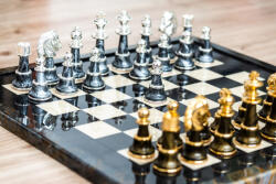 Italfama Briar fantasy sakk-készlet