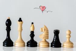 Sakküzlet Eredeti cseh sakkfigurák