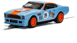 Scalextric C4209 - Aston Martin V8 - Rikki Cann Racing (1: 32) (28-C4209)