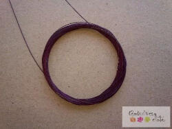  Sodrony vagy tigris bajusz 10m/cs- sötét lila