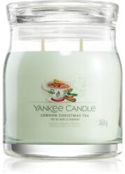 Yankee Candle London Christmas Tea lumânare parfumată 368 g