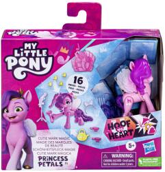 Hasbro Cutie Mark Magic: Princess Petals figura, 7, 5 cm