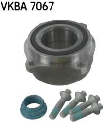 SKF kerékcsapágy készlet SKF VKBA 7067 (VKBA 7067)