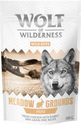  Wolf of Wilderness 180g Wolf of Wilderness Wild Bites kutyasnack - Új: MINI Meadow Grounds - nyúl & csirke (kis kockák)