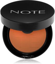 Note Cosmetique Luminous Silk púderes arcpír 03 Coral 5, 5 g