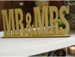  Natúr fa - "Mr & Mrs" felirat talppal 25cm - csinaldmagadshop