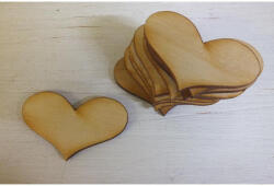  Natúr fa - Romantik szív 5cm 10db/csomag - csinaldmagadshop
