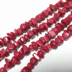  Vörös Jade Ásványtörmelék Splitter Gyöngyfüzér 7-10x8-12mm
