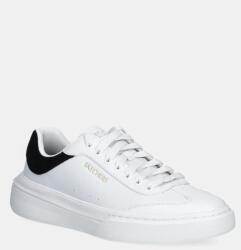 Skechers bőr sportcipő CORDOVA CLASSIC LIGHTO fehér, 232858 - fehér Férfi 44