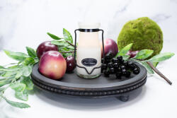 Milkhouse Candle TEJHÁZ GYERTYA Szilva és bodza illatú gyertya TEJESpalack (227 g),