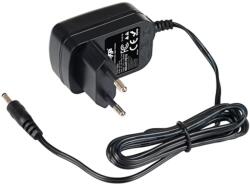 Akyga 5V / 1A 5W 3.5 x 1.35 mm töltő adapter - AK-TB-18 (AK-TB-18) - carbonsolar