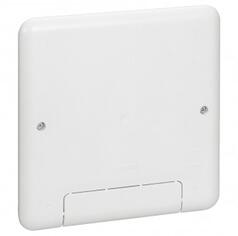 Legrand Multimedia box Batibox - max. capacity 1 x 5 module - dim. 142 x 142 mm (080193)