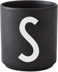 Design Letters Cană AJ litera S neagră de porțelan (10204000S)