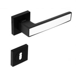 Gomboss/Perfekto Boxer Négyzetrozettás Fekete Szín Fehér betéttel PZ (50-600533-52)