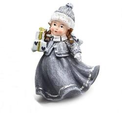 Szürke ruhás lányka ajándékcsomagokkal. Magassága: kb. 9, 5 cm