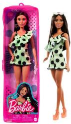 Barbie Papusa Barbie Fashionistas - Bruneta cu salopeta verde Papusa