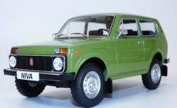 IXO Models LADA Niva 1/18 olive (4052176330951)