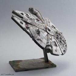 Revell Star Wars Millennium Falcon műanyag készlet (1: 144) (01211)