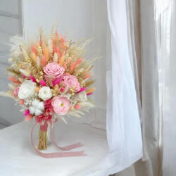 Eventissimi® Buchet Boho Diafan cu Trandafiri si Bujori Criogenati, Plante Uscate si Pene decorative de Strut (BF-245)