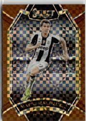 Panini 2016 Panini Select Field Level Cooper Prizm #296 Mario Mandzukic 41/99