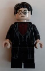 LEGO® Minifigurák Harry Potter - Sötétvörös ing és nyakkendő, fekete köpeny hp232 (hp232)