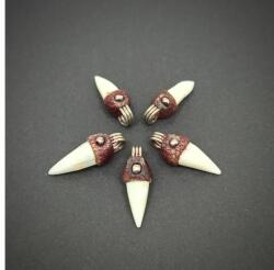 R. M. ékszer Krokodil fog medál 2cm (014081)