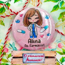 Gravolo Martisor Personalizat pentru Asistent Farmacist (C1431)