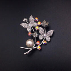  Platinával bevont pillangós virágcsokor bross színjátszó Swarovski kristállyal (0470. ) (G500954E09Y)