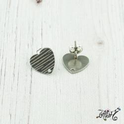  Orvosi fém szív, bedugós fülbevaló alap (1 pár)