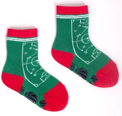  Yoclub ABS csúszásgátlós zokni 17/19 - zöld/piros/focipálya