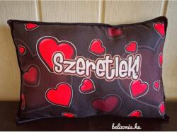  Téglalap párna - Fekete szíves Szeretlek - Szerelmes Ajándék - Valentin napi ajándék (P190)