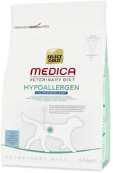 SELECT GOLD Medica csökkentett kalóriatartalmú hipoallergén száraz kutyaeledel lazac&burgonya 2, 5kg