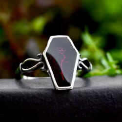 NNM inel Red Coffin - SS8-1067R rosu