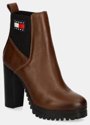 Tommy Jeans bőr bokacsizma TJW NEW ESS HIGH HEEL BOOT barna, női, lapos talpú, EN0EN02439 - barna Női 40
