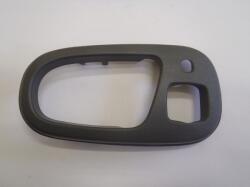 Utángyártott Suzuki Swift jobb belső kilincs keret szürke, első és hátsó (83121-80E70-T01)