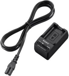 Sony BC-TRW akkumulátortöltő NP-FW akkumulátorokhoz (ZV-E10, DSC-RX10 IV, Alpha 7 II, a6000, a6100, a6400) (BCTRW-CEE)