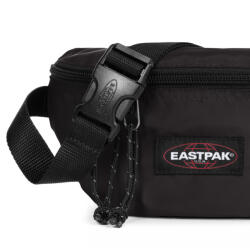 EASTPAK Springer powr egyszerű övtáska fényes fekete
