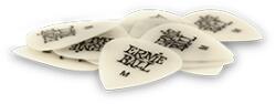 Ernie Ball Superglow Pengető Medium