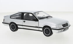 WHITEBOX Opel Monza A2 GSE, silver, 19831/43 (27333)