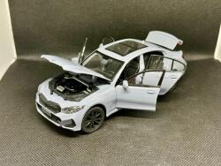 HONGW Macheta auto Bmw seria 3 (G20) 2022 M-pachet (Replica) Grey cu led-uri si sunete1/43 (29452)