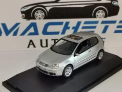 SCHUCO VW Golf 5 Silver 2 USI1/43 (2553)