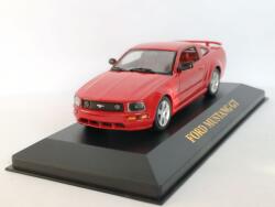 Ixo Models Ford Mustang Gt Rosu 20051/43 (2350)