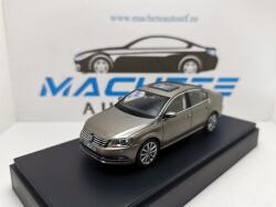 SCHUCO Vw Passat 2011 Sampanie1/43 (5028)