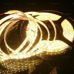 OPTONICA 12V-os Led szalag 120led/m, 3528 chip, 670 Lumen, meleg fehér, IP65 vízálló, 1 év garancia! (OP337)
